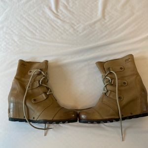 Sorell Joan of Arch Wedges